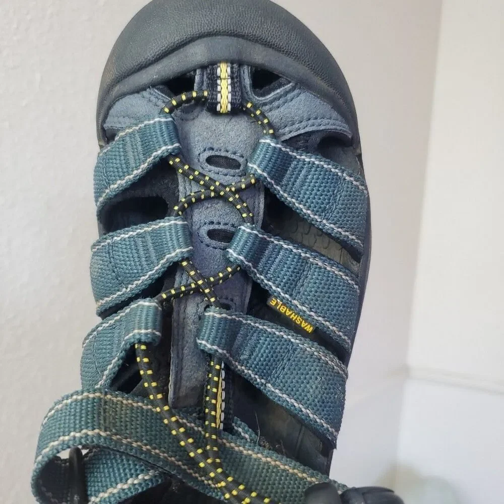 Keen Newport H2 Kids Blue Black Waterproof Hiking Water Sandals Size 3 1006557